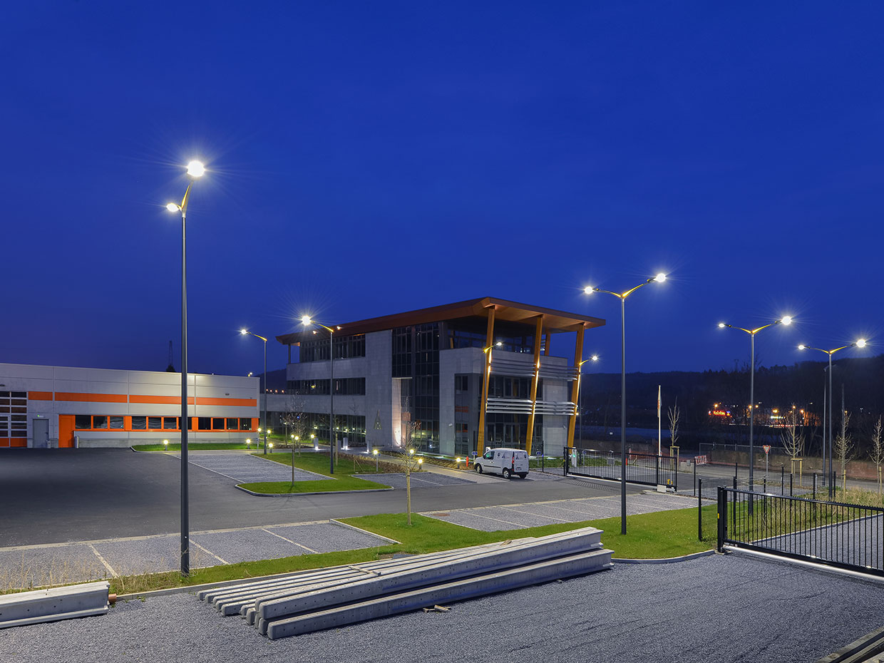The Teceo guarantees a well lit environment for this car park so that visitors feel completely safe and at ease