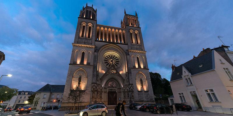 Saint Joseph's Church in Anger was illuminated to highlight its status as an oasis of light for the local community with energy-efficient Schréder floodlights
