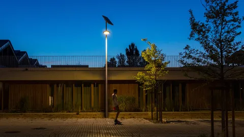Schréder EKINOX solar lighting solution ensures a sustainable light for Josephine Baker College